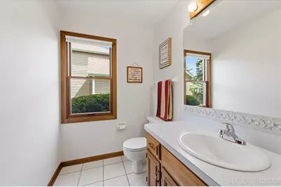 301 Stoneleigh Lane, Oswego, IL 60543 - Photo 21
