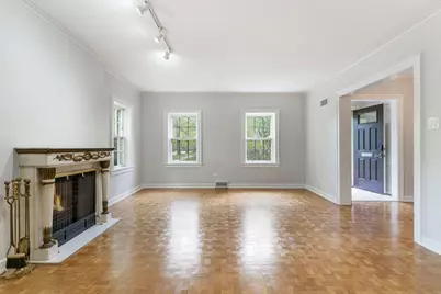 2656 Broadway Avenue, Evanston, IL 60201 - Photo 3