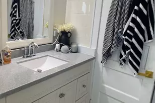 118 S Fulton Ave, Waukegan, IL 60085 - Photo 21