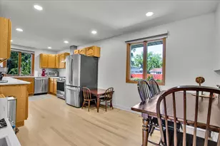 10447 S Stowe Ct, Palos Hills, IL 60465 - Photo 11
