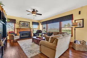 6608 Erin Rd, McHenry, IL 60050 - Photo 9