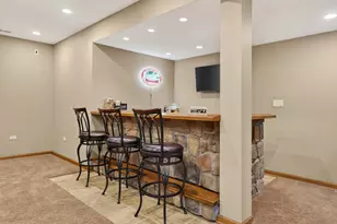 6608 Erin Rd, McHenry, IL 60050 - Photo 19