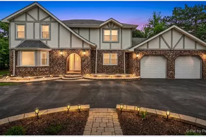 801 Waltz Court, Prospect Heights, IL 60070 - Photo 3