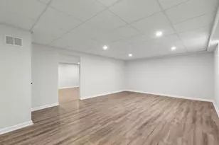 [Address not provided], Prospect Heights, IL 60070 - Photo 33