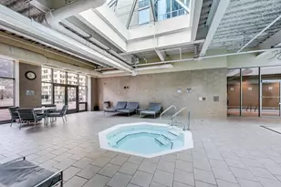 222 N Columbus Dr, Chicago, IL 60601 - Photo 35