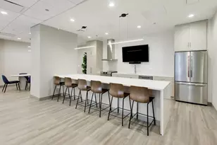 222 N Columbus Dr, Chicago, IL 60601 - Photo 21