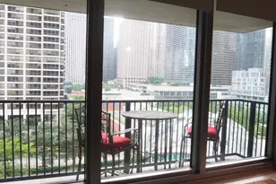 400 E Randolph St, Chicago, IL 60601 - Photo 3