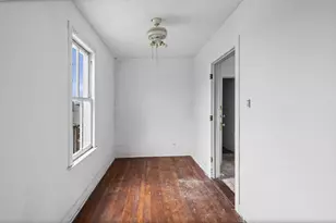 8405 S Baltimore Ave, Chicago, IL 60617 - Photo 17