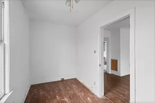 8405 S Baltimore Ave, Chicago, IL 60617 - Photo 19
