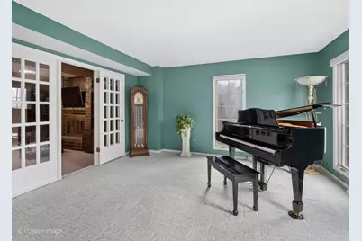 11547 Burr Oak Lane, Burr Ridge, IL 60527 - Photo 5