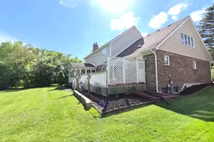 11547 Burr Oak Ln, Burr Ridge, IL 60527 - Photo 33