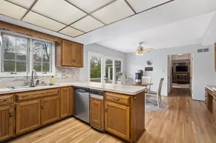11547 Burr Oak Ln, Burr Ridge, IL 60527 - Photo 11