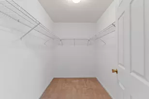 1625 Clayton Ct, Arlington Heights, IL 60004 - Photo 9