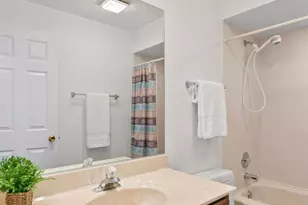 1625 Clayton Ct, Arlington Heights, IL 60004 - Photo 15