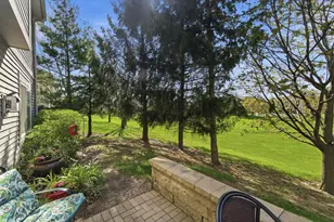 2255 Vanderbilt Dr, Geneva, IL 60134 - Photo 31
