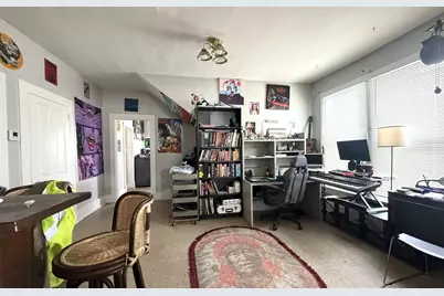511 E Jackson Street, Bloomington, IL 61701 - Photo 9