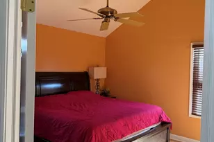 2101 Camden Ln, Hanover Park, IL 60133 - Photo 13