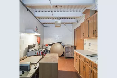 8231 S South Shore Drive, Chicago, IL 60617 - Photo 3