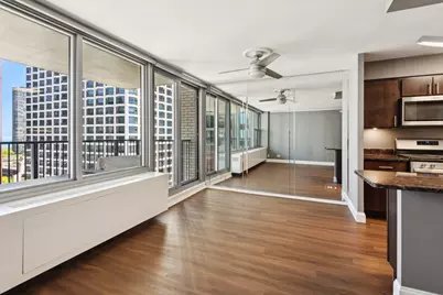 400 E Randolph Street #2208, Chicago, IL 60601 - Photo 7