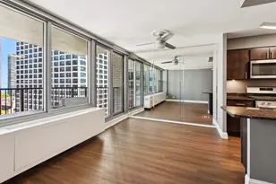 400 E Randolph St, Chicago, IL 60601 - Photo 7