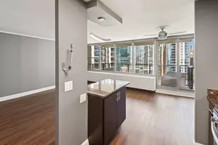 400 E Randolph St, Chicago, IL 60601 - Photo 9