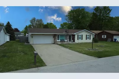 714 E Rosewood Street, Watseka, IL 60970 - Photo 3