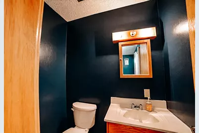 714 E Rosewood Street, Watseka, IL 60970 - Photo 25
