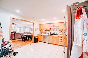 714 E Rosewood St, Watseka, IL 60970 - Photo 13
