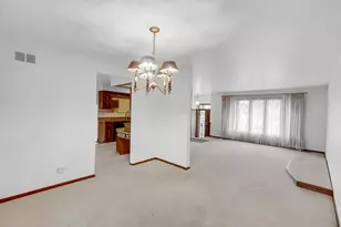 15058 Naughton Dr, South Holland, IL 60473 - Photo 7