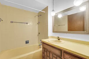 15058 Naughton Dr, South Holland, IL 60473 - Photo 25