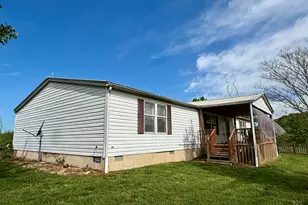 2025 Central Hill Rd, Grantsburg, IL 62943 - Photo 25
