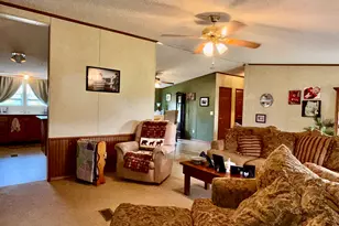2025 Central Hill Rd, Grantsburg, IL 62943 - Photo 5