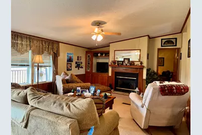 2025 Central Hill Road, Grantsburg, IL 62943 - Photo 7