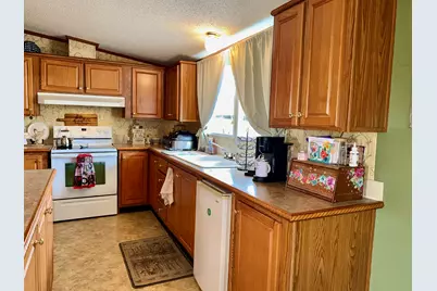 2025 Central Hill Road, Grantsburg, IL 62943 - Photo 9