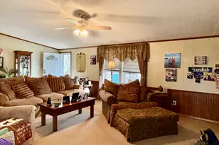 2025 Central Hill Rd, Grantsburg, IL 62943 - Photo 5