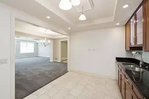 10 E Burlington St, Riverside, IL 60546 - Photo 13
