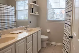1235 Mallard Ln, Hoffman Estates, IL 60192 - Photo 23