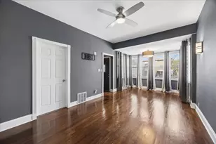 4817 W Dakin St, Chicago, IL 60641 - Photo 3