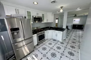 14056 S Marquette Ave, Burnham, IL 60633 - Photo 9