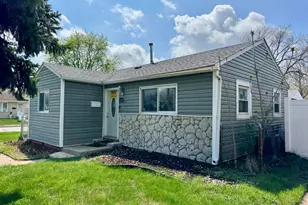 14056 S Marquette Ave, Burnham, IL 60633 - Photo 3