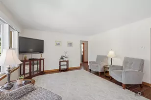 5233 Oak Center Dr, Oak Lawn, IL 60453 - Photo 7
