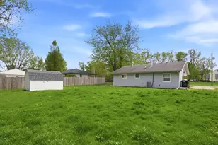 466 W 2nd St, Braidwood, IL 60408 - Photo 21