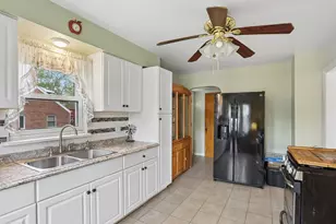 68 W 24th St, Chicago Heights, IL 60411 - Photo 5
