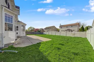942 Brassfield Ave, Romeoville, IL 60446 - Photo 37