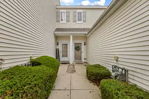 302 Parkside Dr, Shorewood, IL 60404 - Photo 3