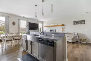 302 Parkside Dr, Shorewood, IL 60404 - Photo 13