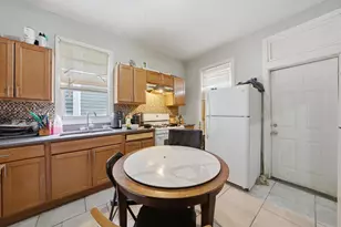 9020 S Burley Ave, Chicago, IL 60617 - Photo 15