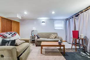 4050 N Menard Ave, Chicago, IL 60634 - Photo 13