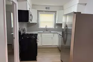 17312 Poe Ave, Hazel Crest, IL 60429 - Photo 3