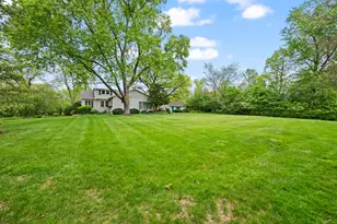 291 Rustic Dr, Barrington, IL 60010 - Photo 7